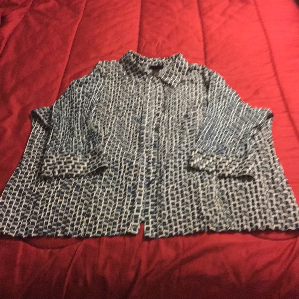 Lane Bryant woman’s blouse